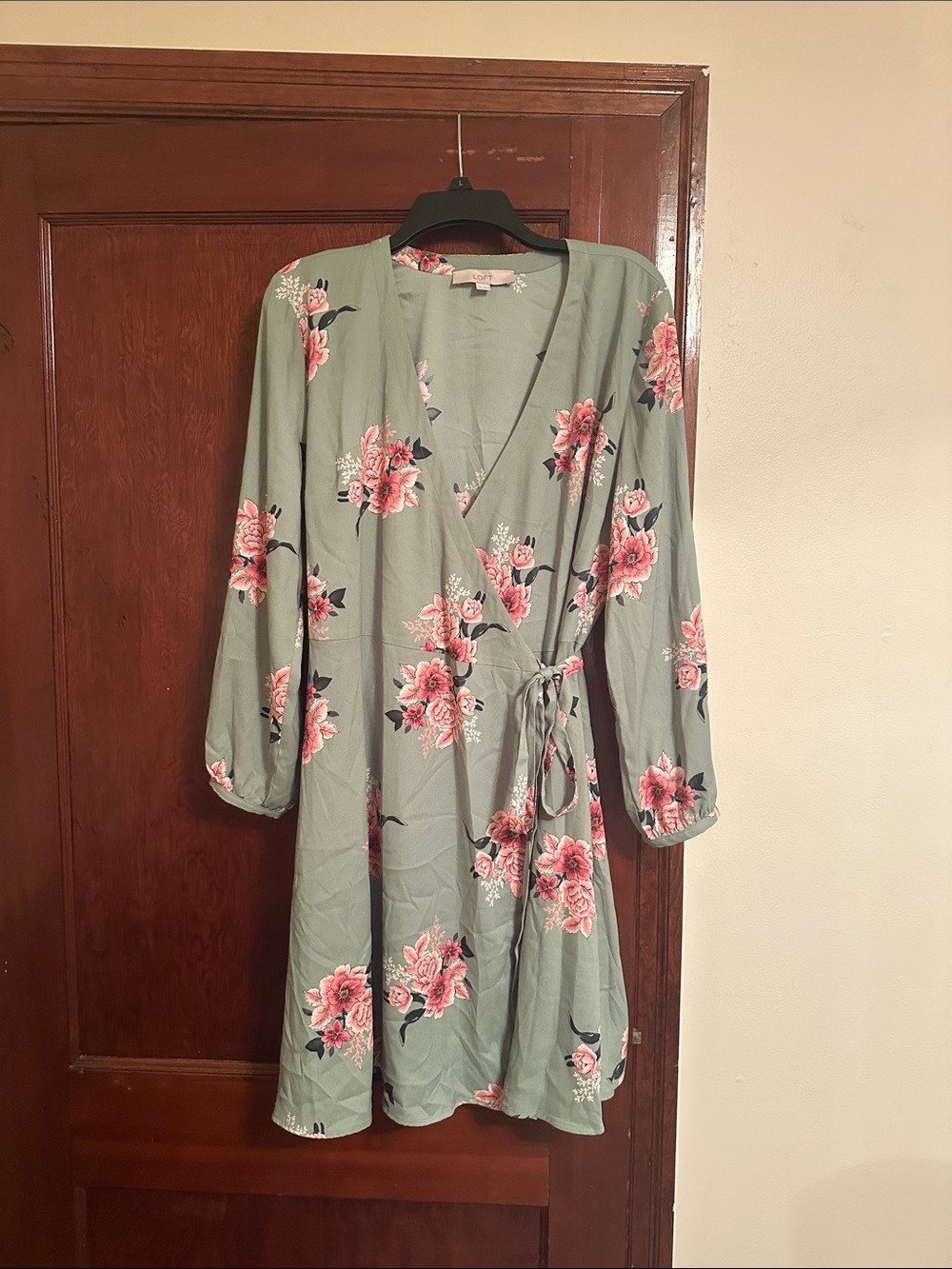 Loft Green Floral Wrap Dress Sz 12